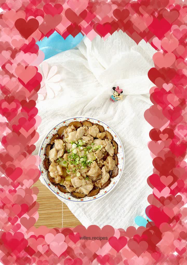 Steamed Chicken Legs with Mushrooms and Potatoes