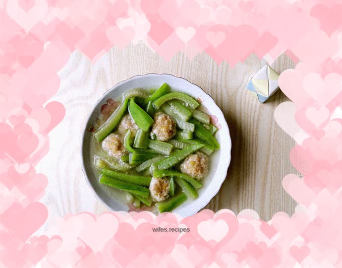 Loofah and Meatball Soup