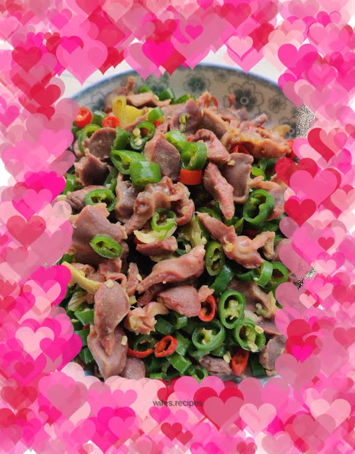 Chicken gizzards with double pepper