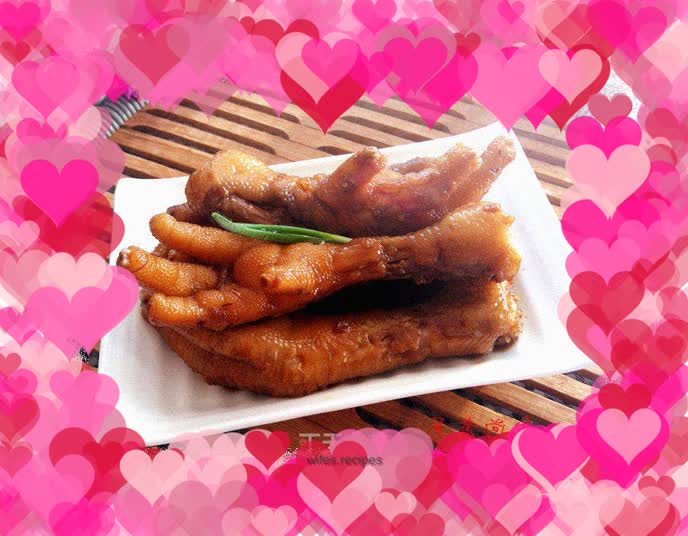 Braised chicken feet