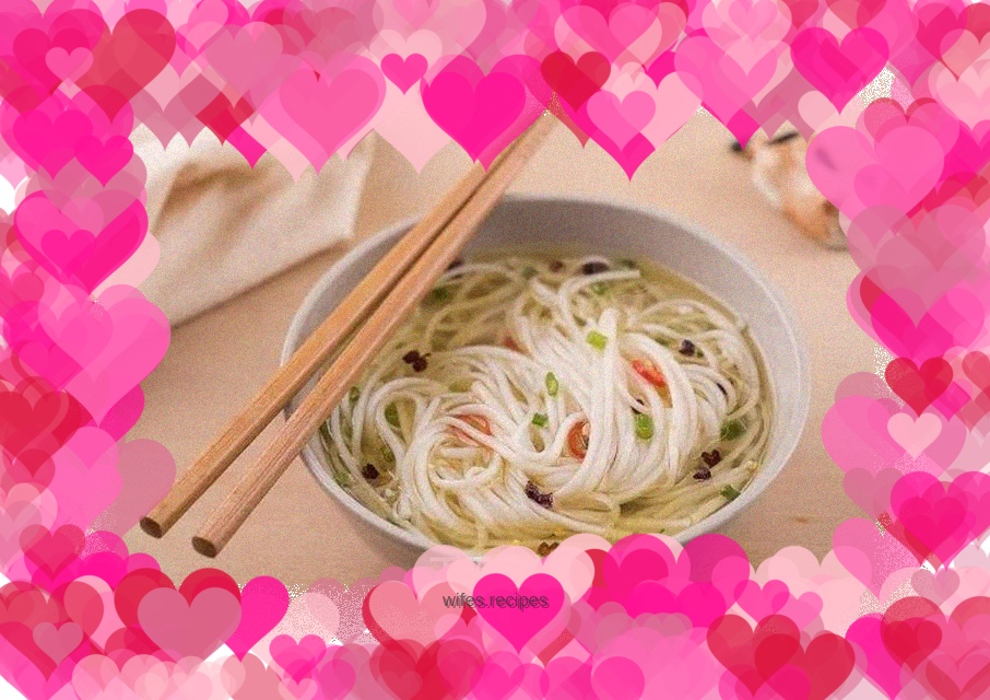 Clear soup sesame oil noodles