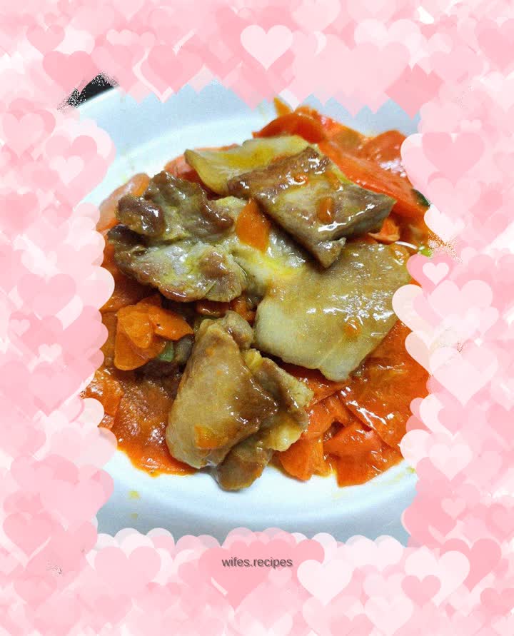 Braised pork slices with carrots