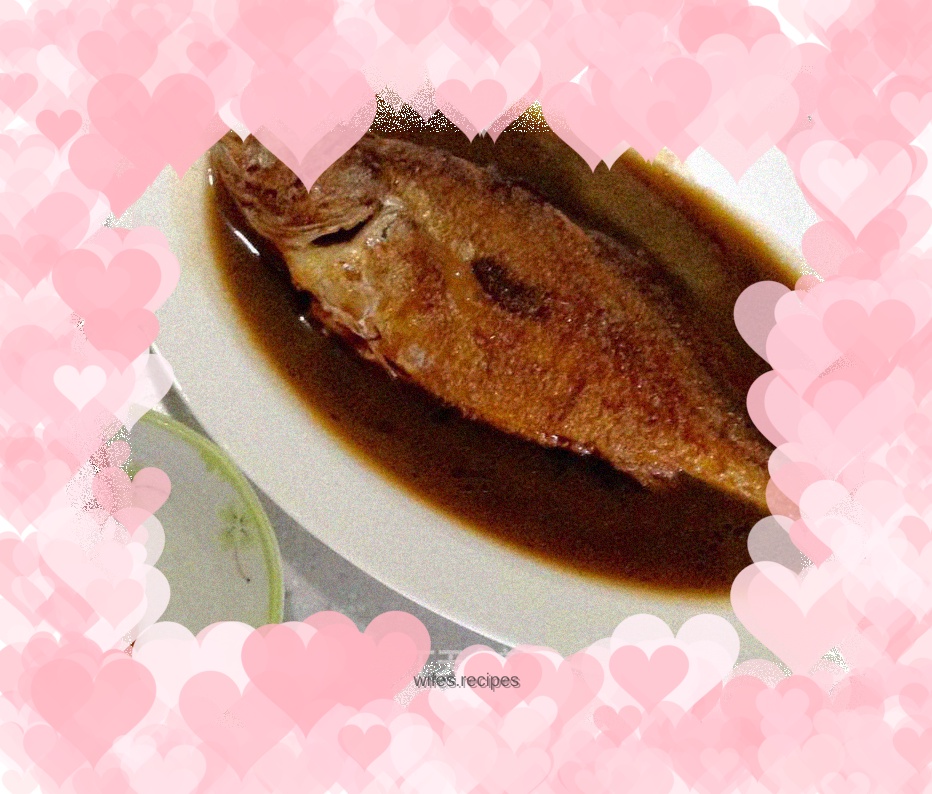 Braised yellow croaker