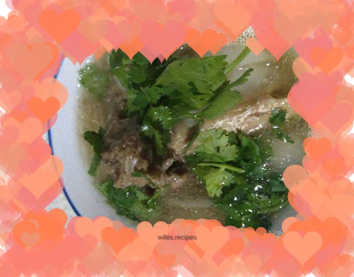 Onion, white radish and mutton bone soup