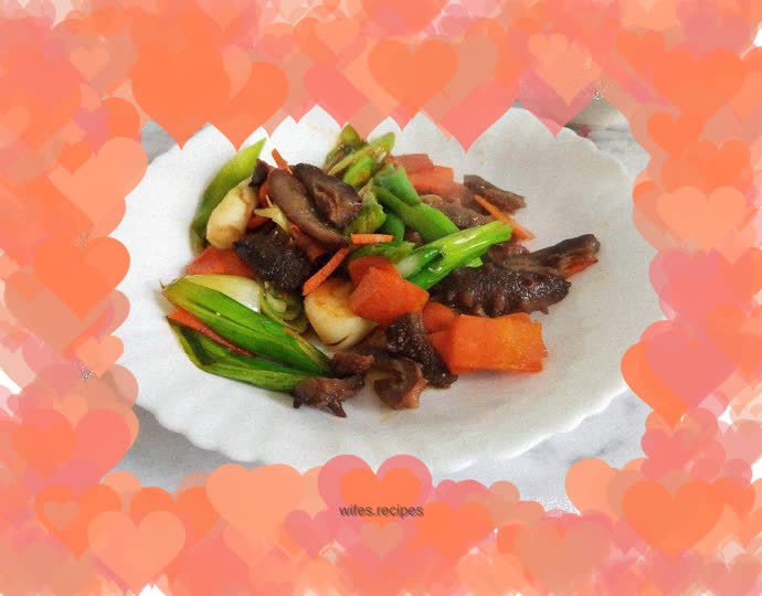 Grilled sea cucumber with green onions