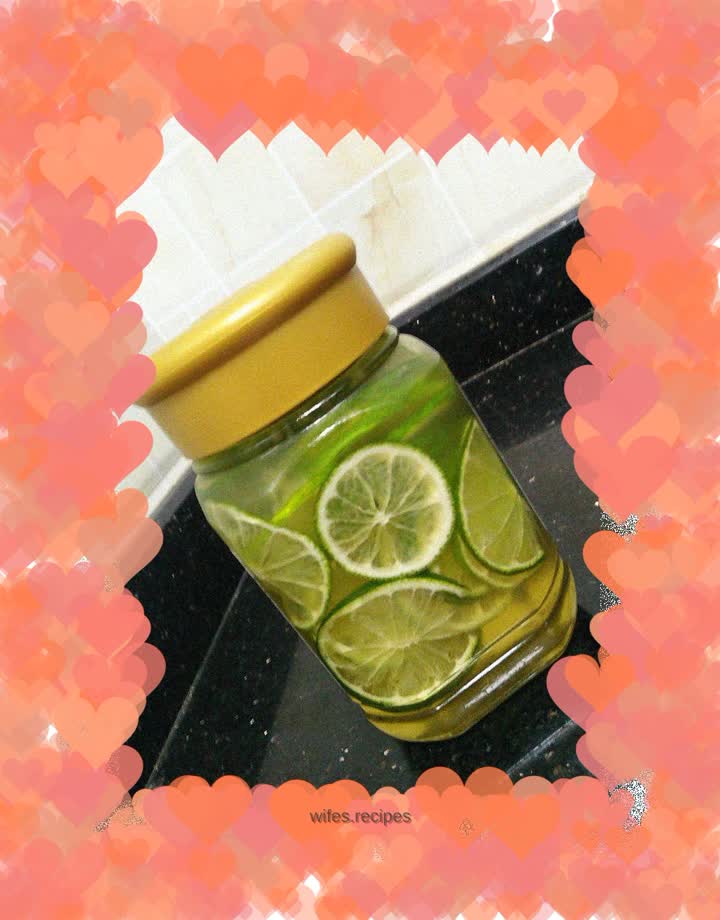 Simple Honey Lemon Tea