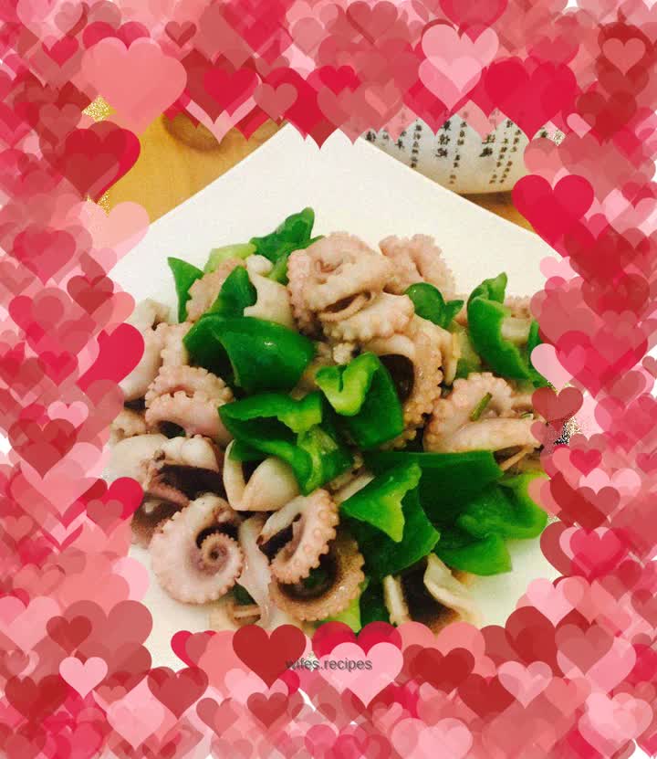 Fried octopus with green pepper