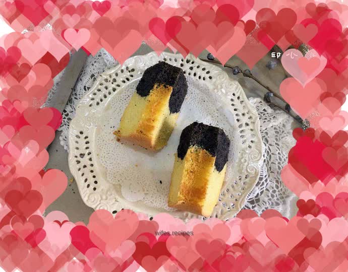 Black sesame sauce chiffon cake