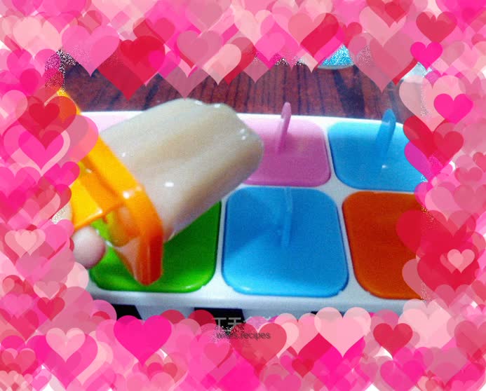 The popular popsicle among children in summer - sweet and soft coconut milk mung bean popsicle