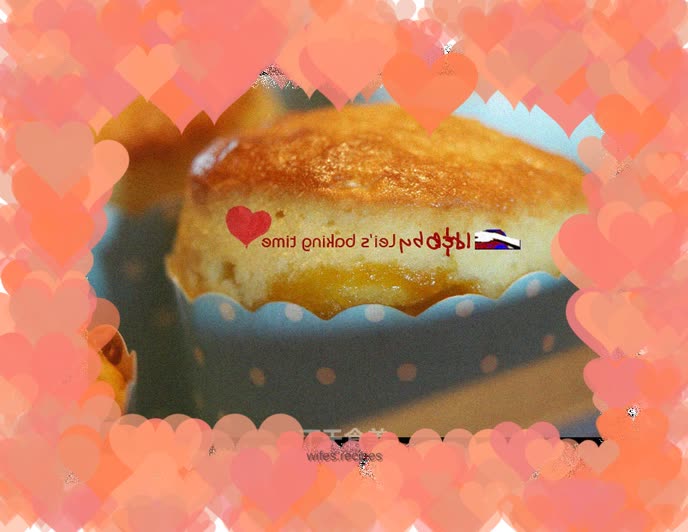 Fresh fruits play the leading role---Homemade mango and strawberry jam sandwich cakes