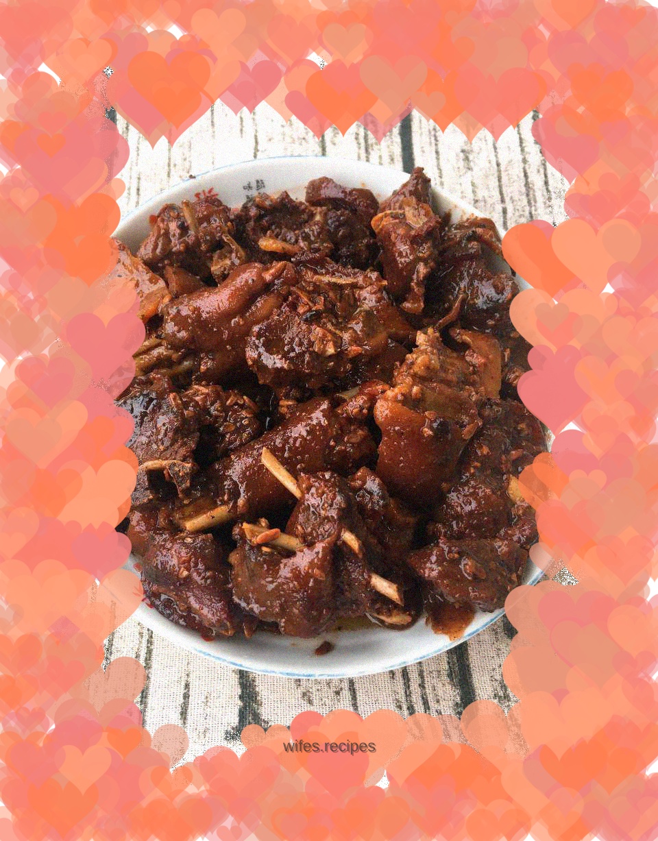 Braised dog meat with Hakka spices