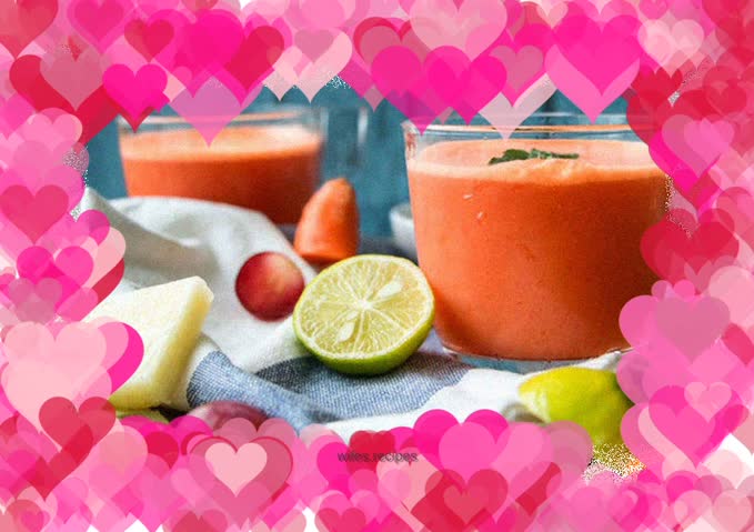 Blueberry carrot juice for brighter eyes