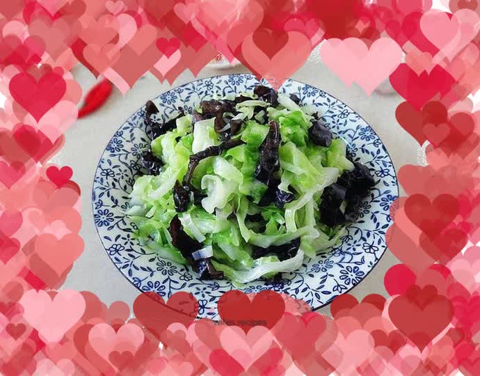 Stir-fried cabbage with black fungus