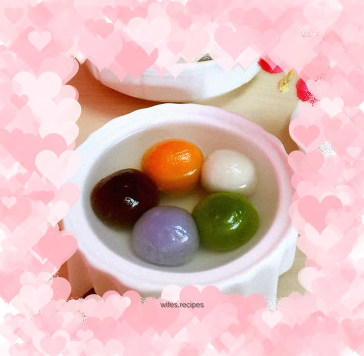 Colorful bean paste glutinous rice balls