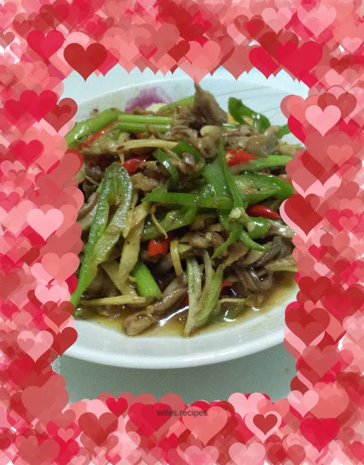 Shredded belly with rice pepper and garlic cloves