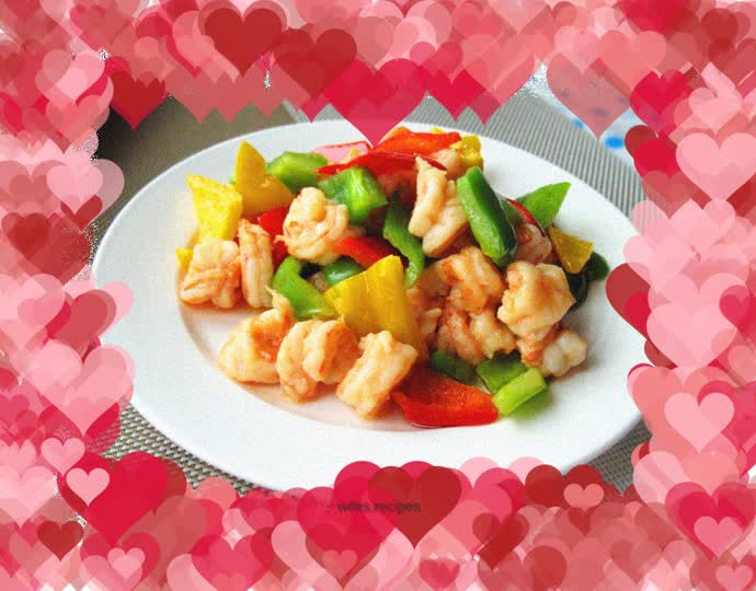 Shrimp with colorful pepper