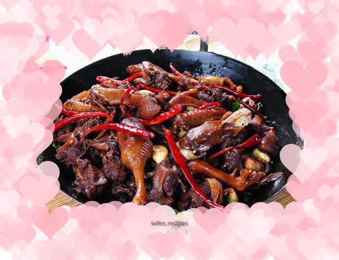 Stir-fried Linwu duck with red pepper