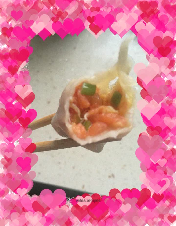 Tomato and egg dumplings