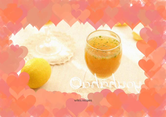 Apple fruit and vegetable juice