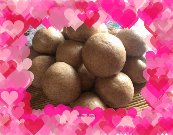 High-grain steamed buns