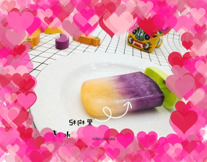 Black wolfberry popsicle