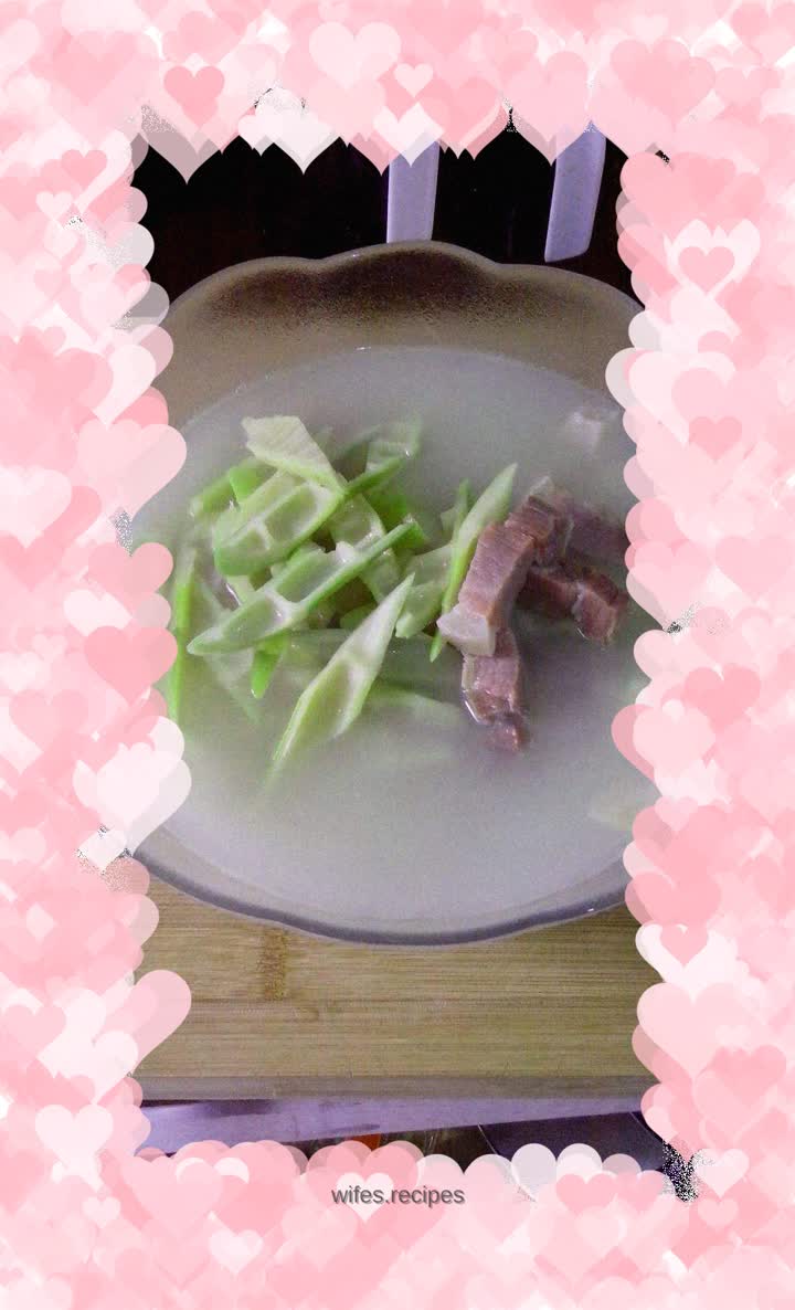 Bacon braised bamboo shoots