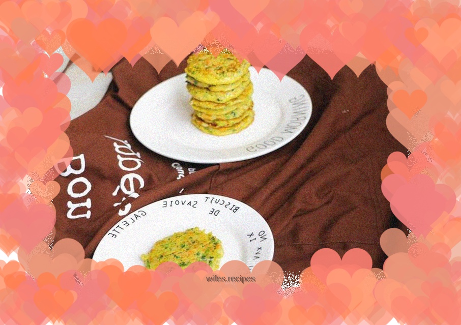 Cod vegetable rice cake baby food supplement, green vegetable leaves + carrot + cowpea + egg + rice