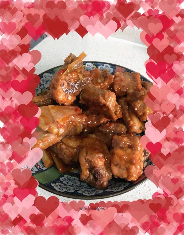 Korean style barbecued pork ribs with spicy sauce