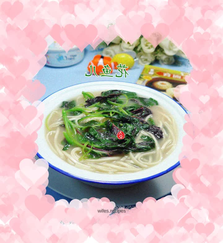 Thick red amaranth soba noodles