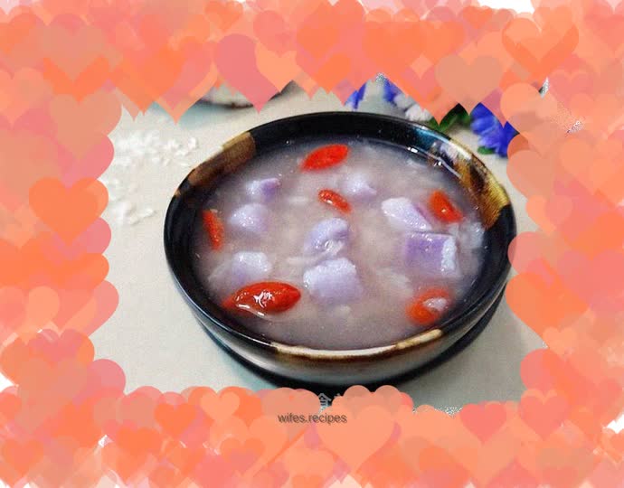 Wolfberry and purple yam porridge