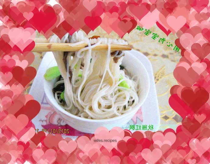 Nutritious meal for baby------Organic noodles with mushroom and shredded pork