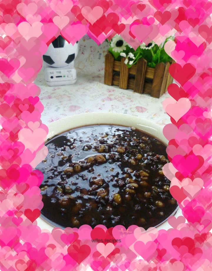 Mung bean and black rice porridge
