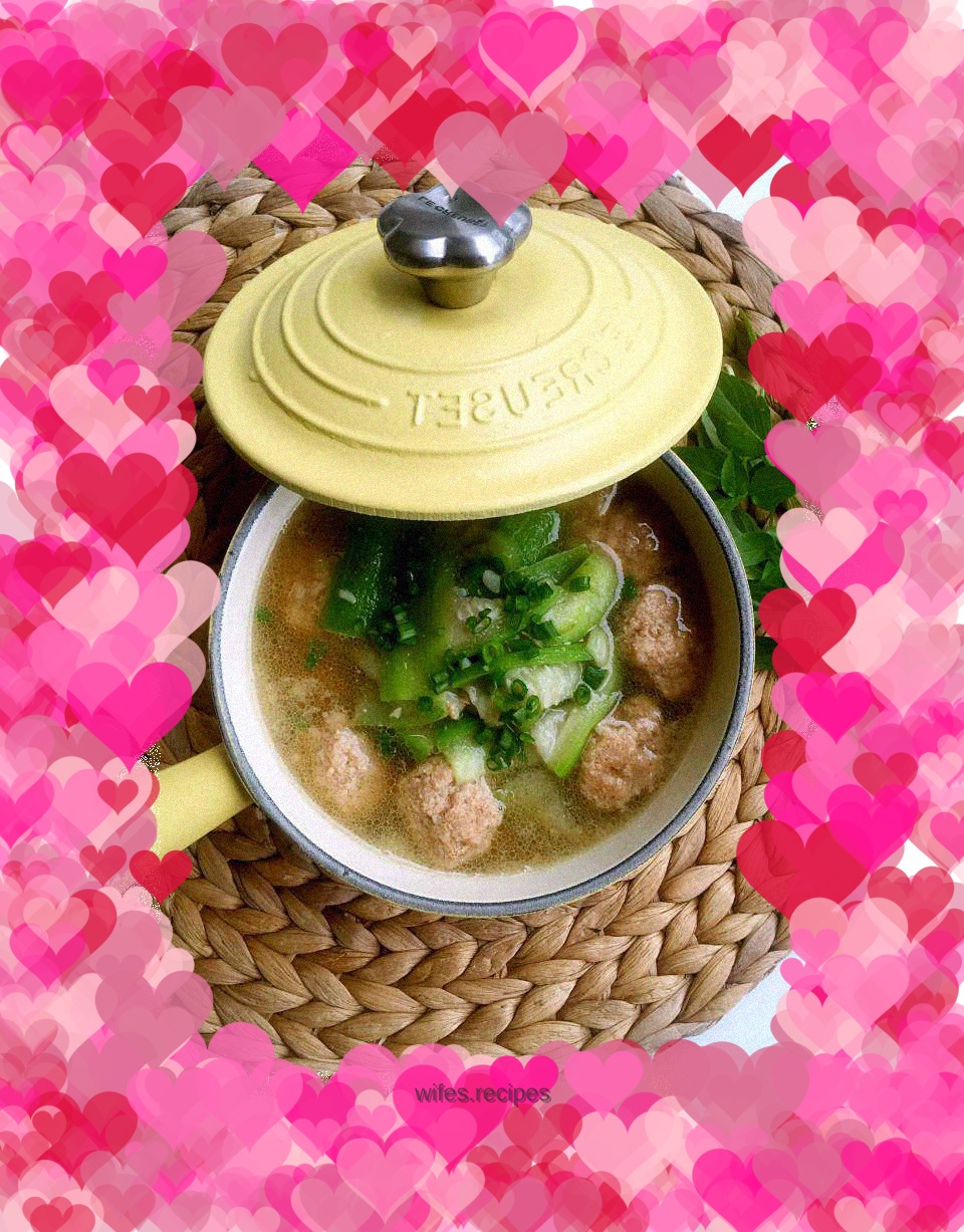 Luffa Meatball Soup