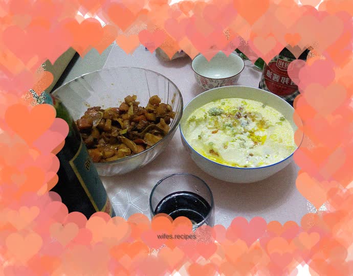 Peach gum steamed egg