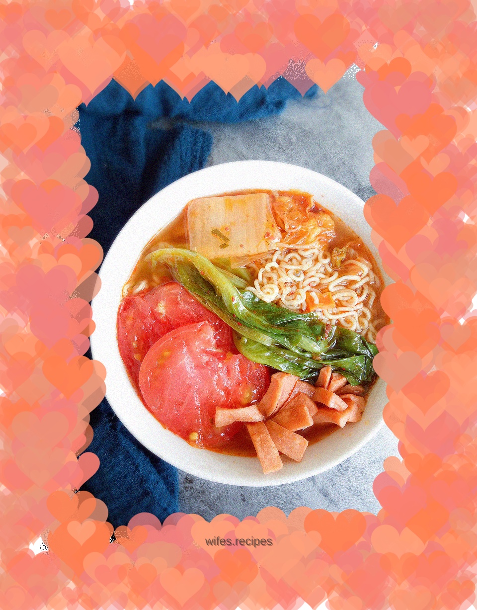 Korean kimchi instant noodles