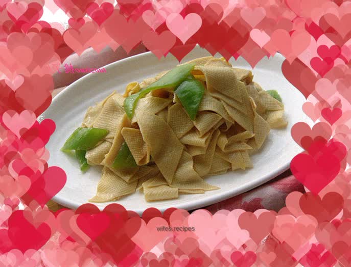 Stir-fried dried tofu with hot pepper