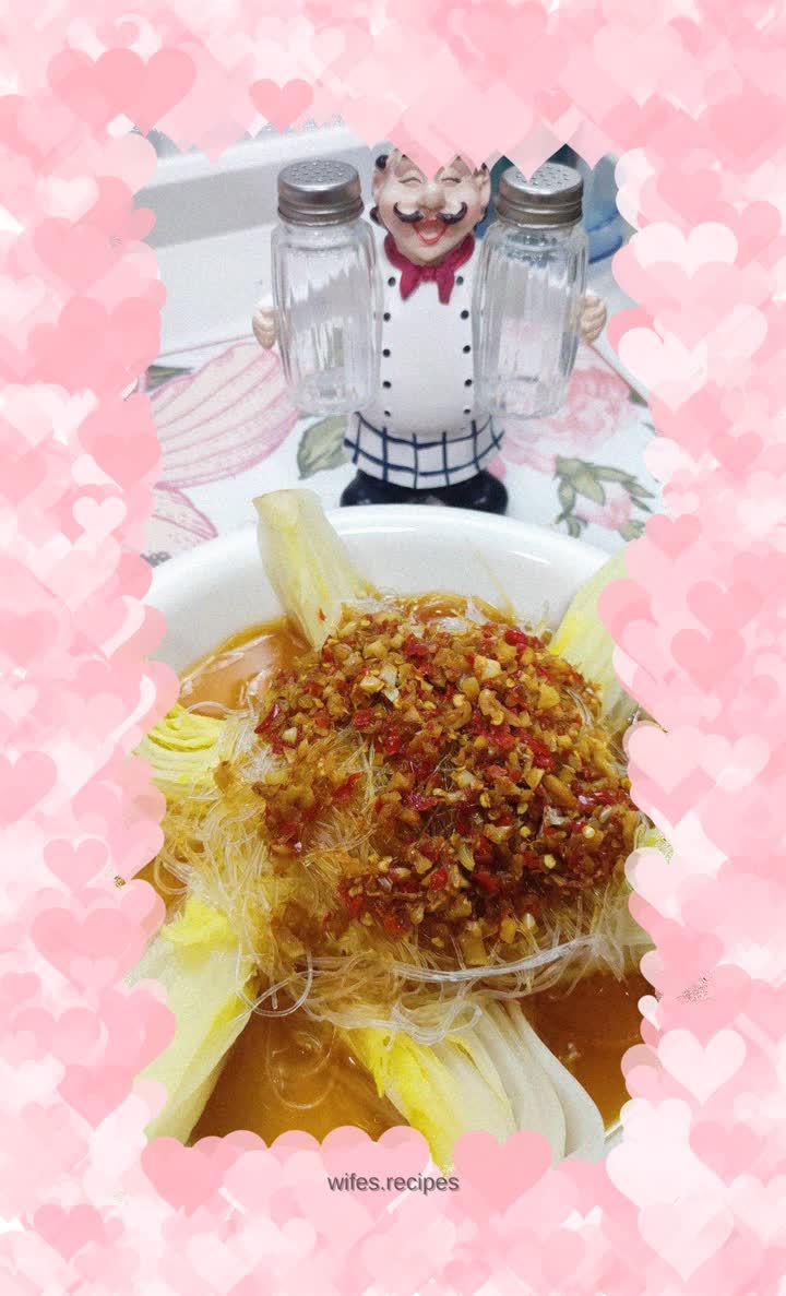 Vermicelli and garlic steamed baby cabbage