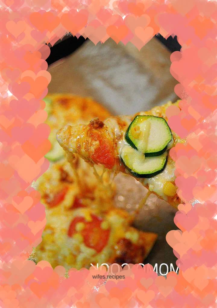 Use spaghetti meat sauce to make delicious vegetable pizza