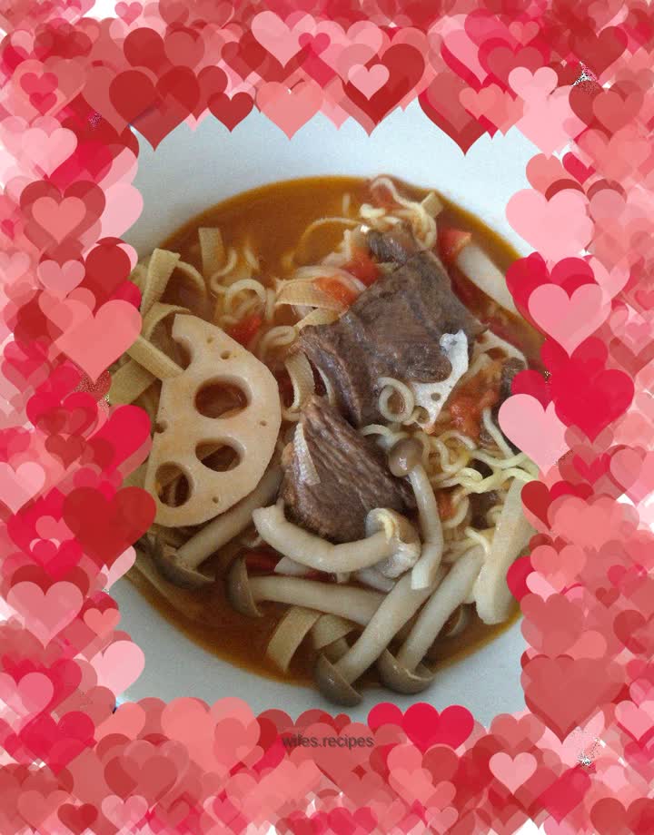 Tomato, Lotus Root and Mushroom Beef Noodles