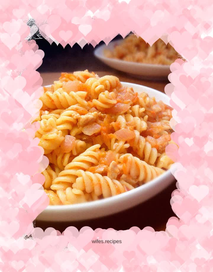 Spaghetti with Tomato Bolognese Sauce