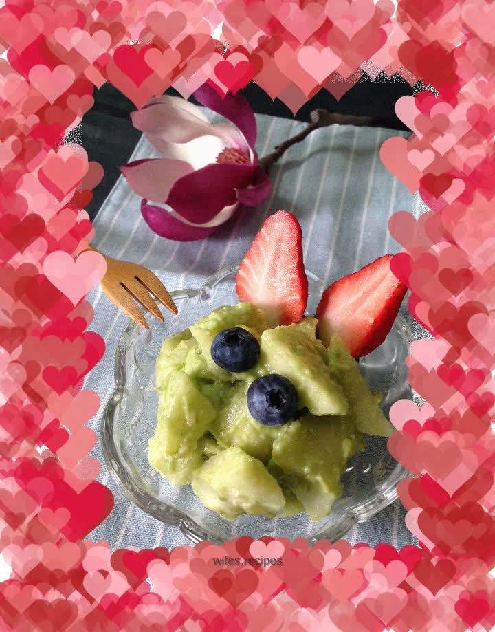 Avocado and Pear Salad—a zero-difficulty and highly nutritious salad