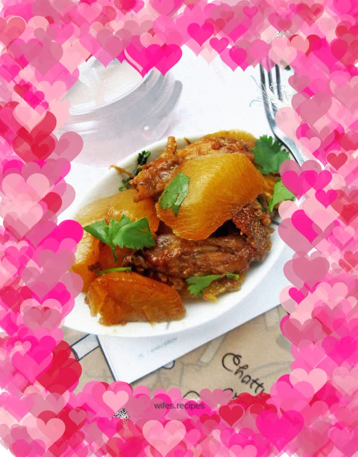Braised radish with chicken tips