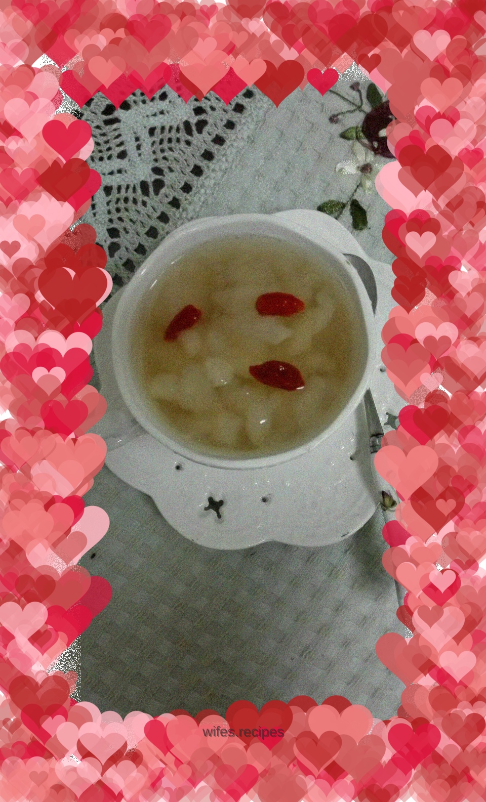 Bird's nest stewed snow clam