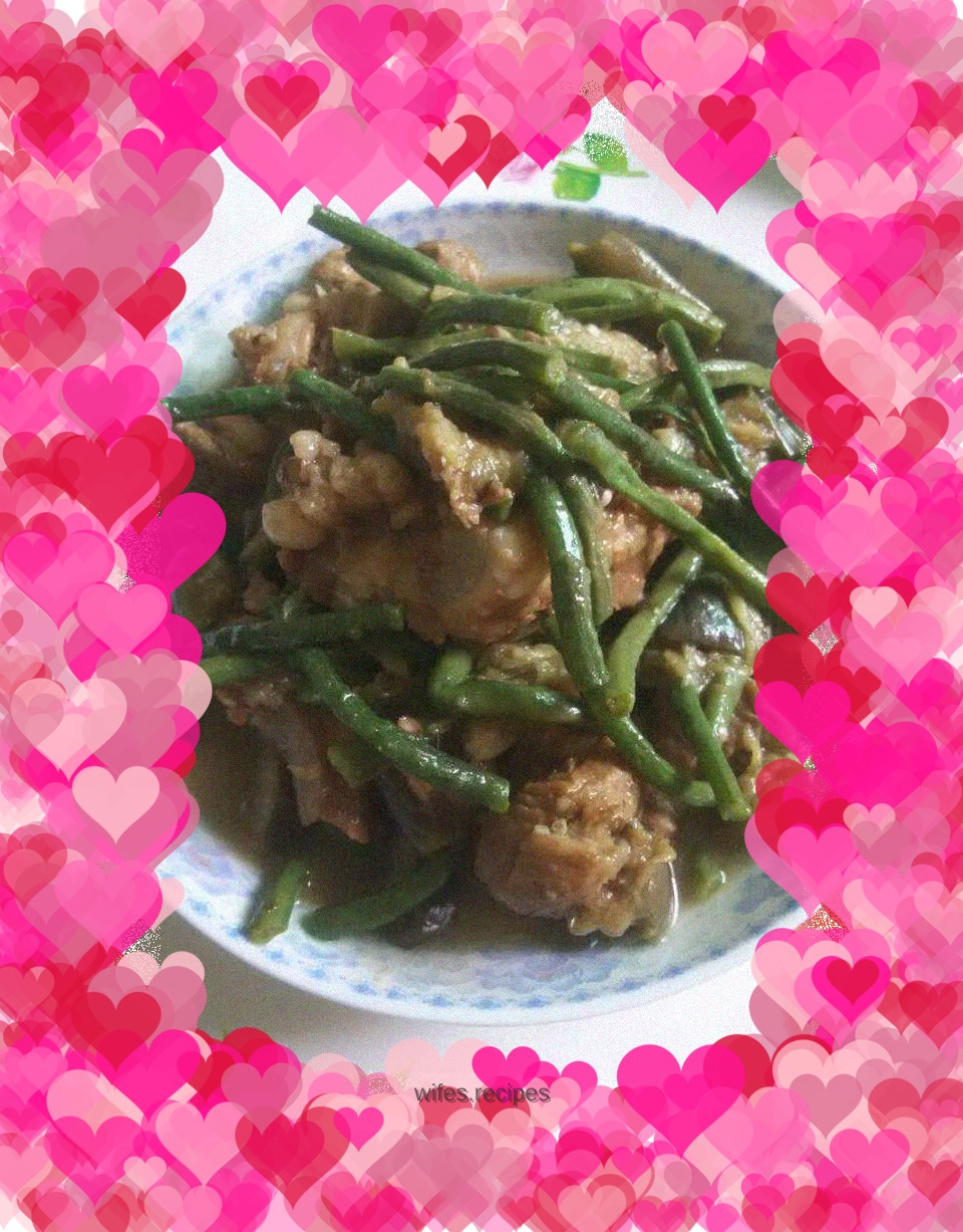 Carob and eggplant stew