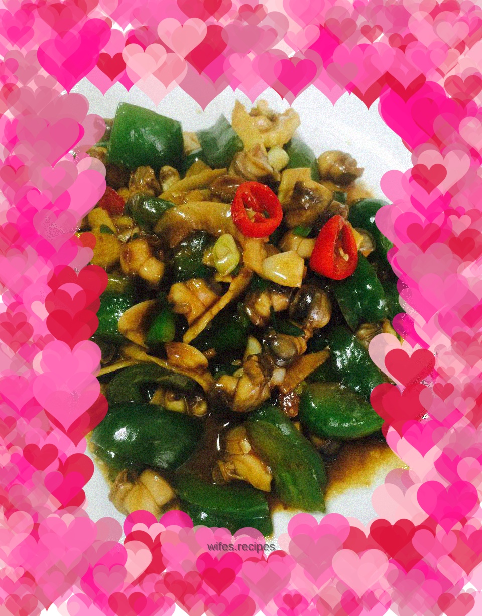 Stir-fried snail meat