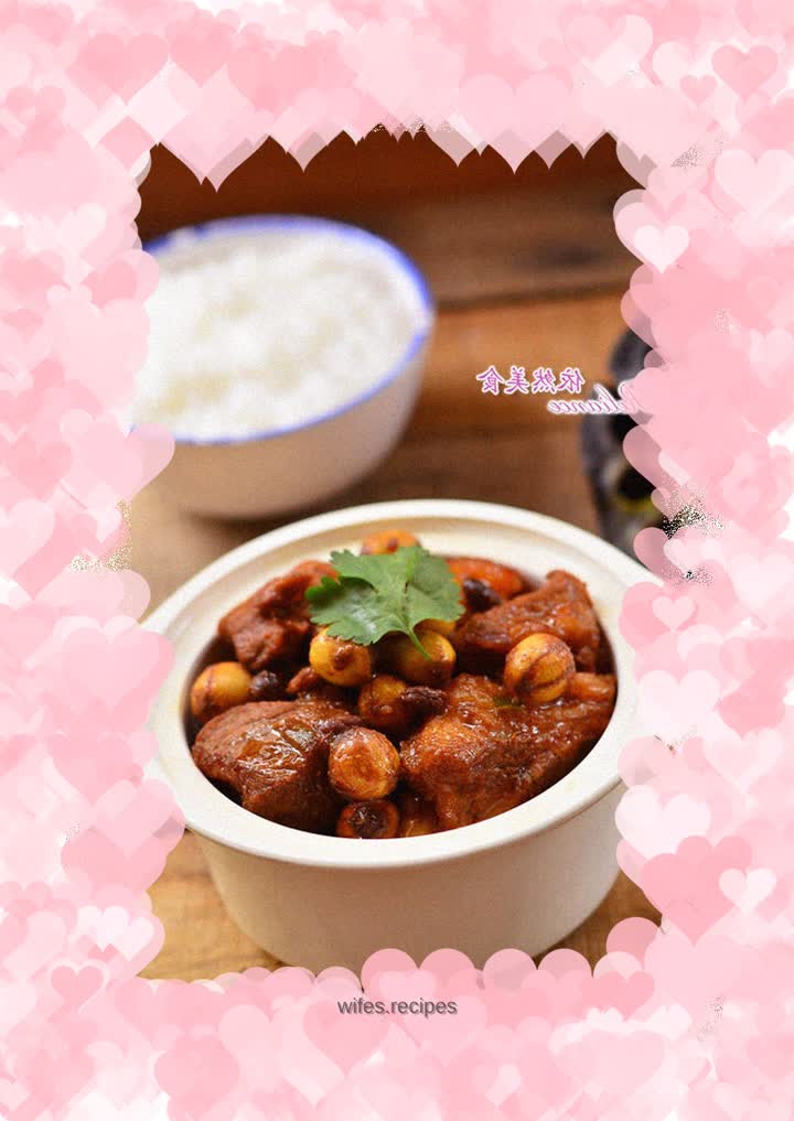 Choose food in September to prevent autumn dryness--Pork knuckle buns with lotus pods