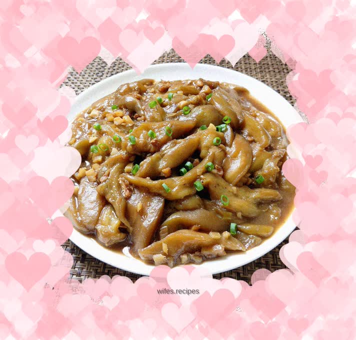 Fried eggplant with salted fish