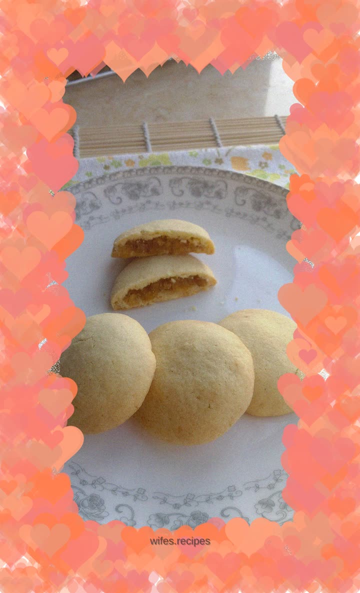 Pineapple sandwich cookies