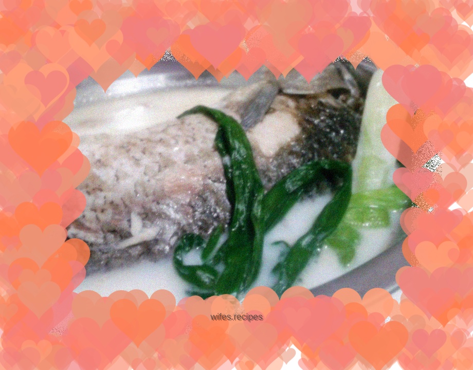 Milk stewed crucian carp