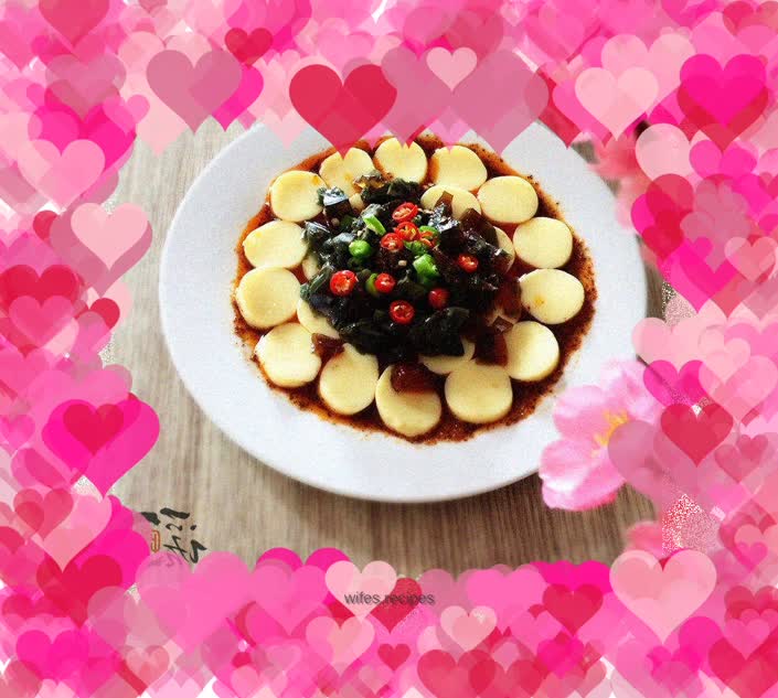 Spicy preserved egg tofu